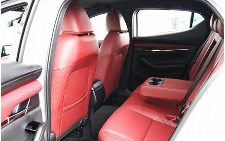 Mazda 3, 2022 год, 1 960 000 рублей, 22 фотография