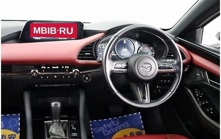 Mazda 3, 2022 год, 1 960 000 рублей, 18 фотография