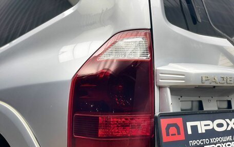 Mitsubishi Pajero III рестайлинг, 2006 год, 1 277 000 рублей, 28 фотография