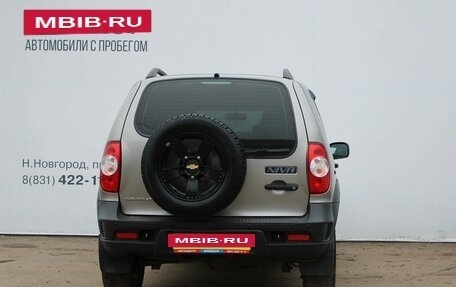 Chevrolet Niva I рестайлинг, 2018 год, 799 000 рублей, 5 фотография