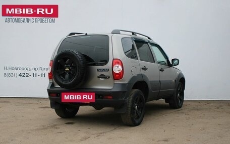 Chevrolet Niva I рестайлинг, 2018 год, 799 000 рублей, 6 фотография