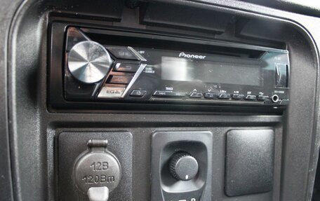 Chevrolet Niva I рестайлинг, 2018 год, 799 000 рублей, 11 фотография