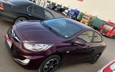 Hyundai Solaris II рестайлинг, 2013 год, 740 000 рублей, 3 фотография