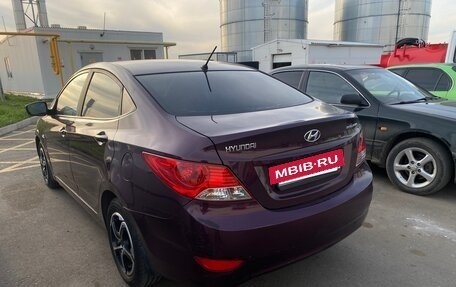 Hyundai Solaris II рестайлинг, 2013 год, 740 000 рублей, 4 фотография