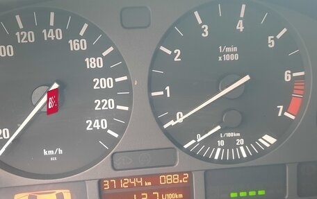 BMW 5 серия, 2000 год, 700 000 рублей, 7 фотография