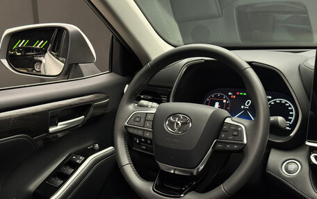 Toyota Highlander, 2025 год, 6 450 000 рублей, 18 фотография