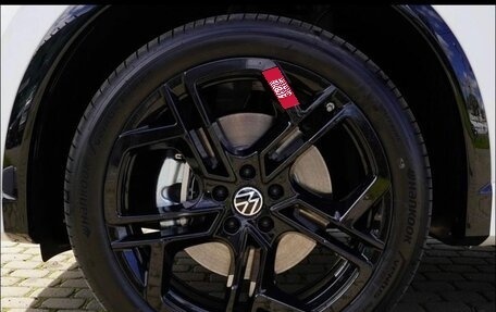 Volkswagen Tiguan, 2025 год, 4 850 000 рублей, 4 фотография