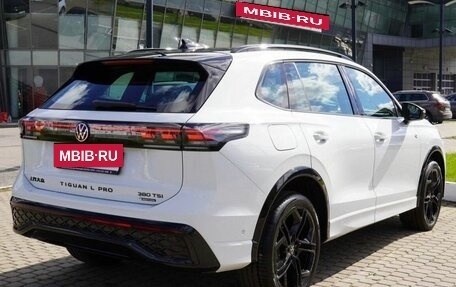 Volkswagen Tiguan, 2025 год, 4 850 000 рублей, 2 фотография