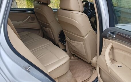 BMW X5, 2011 год, 1 600 000 рублей, 12 фотография