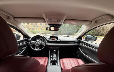 Mazda 6, 2022 год, 3 300 000 рублей, 11 фотография