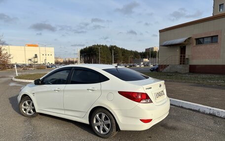 Hyundai Solaris II рестайлинг, 2013 год, 610 000 рублей, 3 фотография
