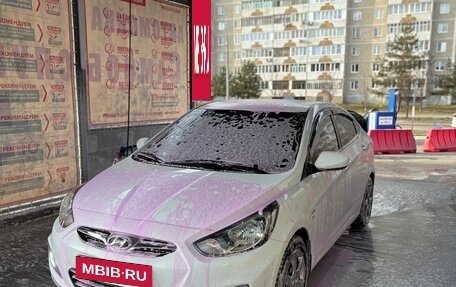 Hyundai Solaris II рестайлинг, 2013 год, 610 000 рублей, 12 фотография