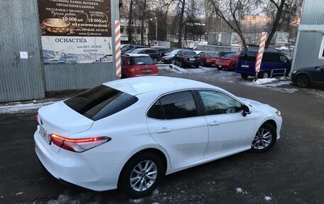 Toyota Camry, 2018 год, 1 900 000 рублей, 3 фотография