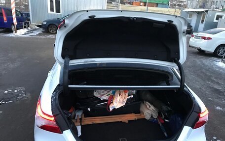 Toyota Camry, 2018 год, 1 900 000 рублей, 10 фотография