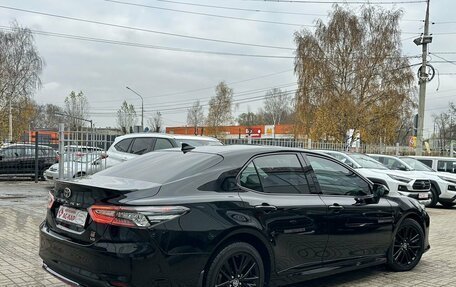 Toyota Camry, 2021 год, 3 290 000 рублей, 4 фотография