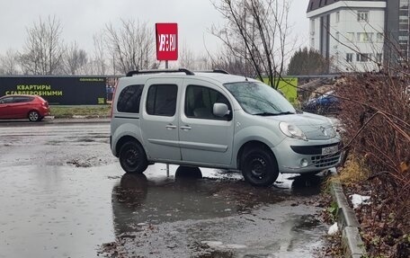Renault Kangoo II рестайлинг, 2012 год, 480 000 рублей, 1 фотография