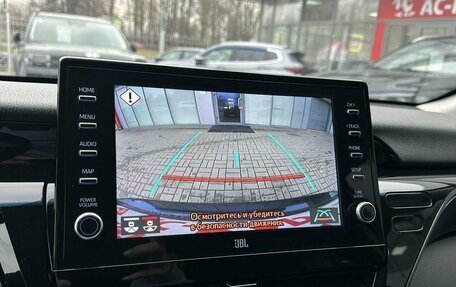 Toyota Camry, 2021 год, 3 290 000 рублей, 13 фотография