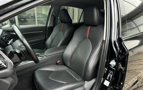 Toyota Camry, 2021 год, 3 290 000 рублей, 18 фотография