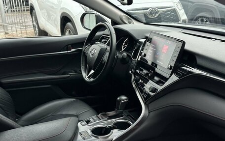 Toyota Camry, 2021 год, 3 290 000 рублей, 17 фотография