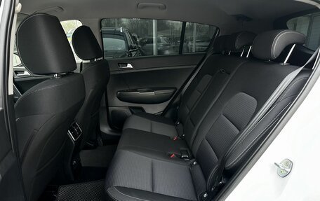 KIA Sportage IV рестайлинг, 2021 год, 2 650 000 рублей, 19 фотография