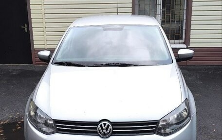 Volkswagen Polo VI (EU Market), 2011 год, 815 000 рублей, 1 фотография