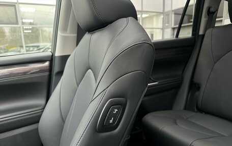 Toyota Highlander, 2025 год, 6 490 000 рублей, 18 фотография