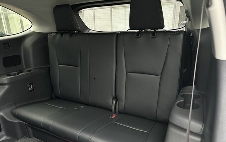 Toyota Highlander, 2025 год, 6 490 000 рублей, 23 фотография