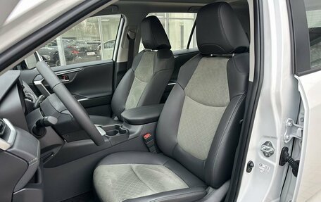 Toyota RAV4, 2025 год, 4 350 000 рублей, 16 фотография