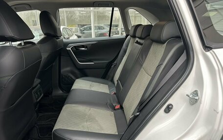 Toyota RAV4, 2025 год, 4 350 000 рублей, 19 фотография