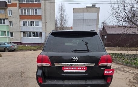 Toyota Land Cruiser 200, 2009 год, 2 400 000 рублей, 6 фотография