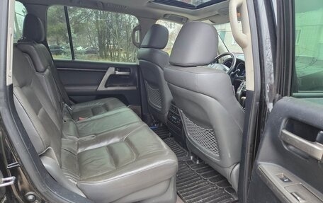 Toyota Land Cruiser 200, 2009 год, 2 400 000 рублей, 10 фотография