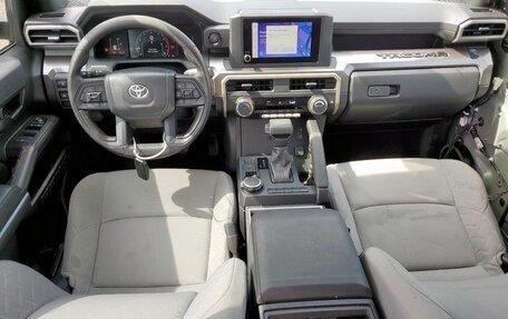 Toyota Tacoma, 2025 год, 6 100 000 рублей, 8 фотография