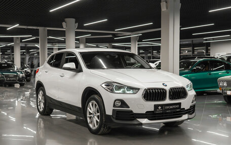 BMW X2, 2018 год, 2 320 000 рублей, 2 фотография