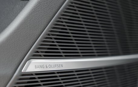 Audi RS Q8 I, 2025 год, 22 671 372 рублей, 25 фотография