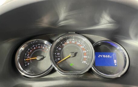 Renault Sandero II рестайлинг, 2015 год, 699 000 рублей, 11 фотография