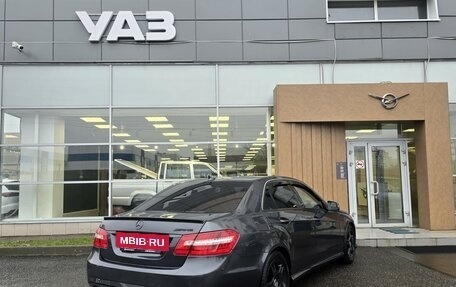 Mercedes-Benz E-Класс, 2010 год, 1 220 000 рублей, 3 фотография