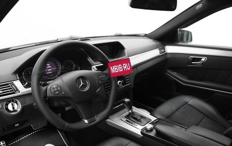 Mercedes-Benz E-Класс, 2010 год, 1 220 000 рублей, 10 фотография