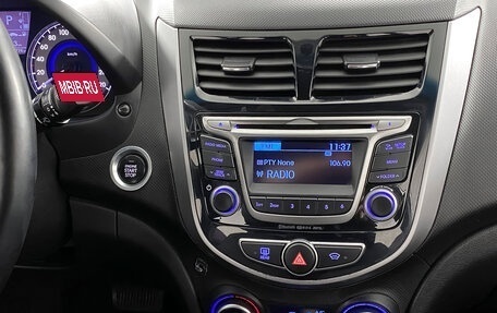 Hyundai Solaris II рестайлинг, 2016 год, 1 115 000 рублей, 20 фотография