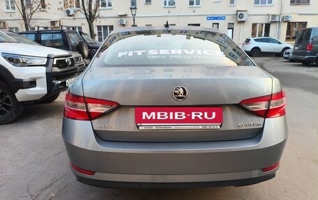 Skoda Superb III рестайлинг, 2016 год, 1 450 000 рублей, 4 фотография