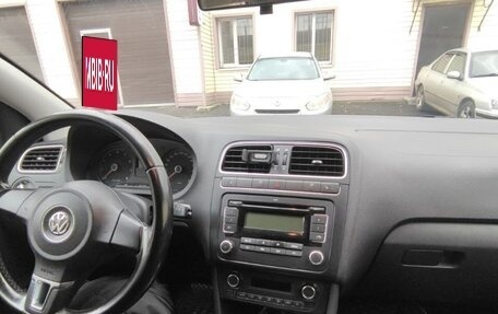 Volkswagen Polo VI (EU Market), 2011 год, 815 000 рублей, 7 фотография