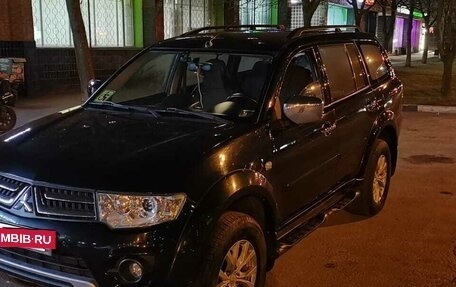 Mitsubishi Pajero Sport II рестайлинг, 2015 год, 2 190 000 рублей, 4 фотография