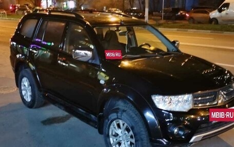 Mitsubishi Pajero Sport II рестайлинг, 2015 год, 2 190 000 рублей, 2 фотография