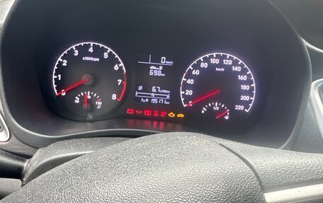 Hyundai Solaris II рестайлинг, 2017 год, 899 000 рублей, 1 фотография