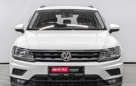 Volkswagen Tiguan II, 2020 год, 2 940 000 рублей, 2 фотография