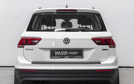 Volkswagen Tiguan II, 2020 год, 2 940 000 рублей, 6 фотография