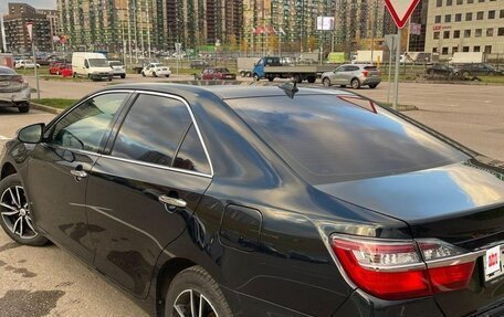 Toyota Camry, 2017 год, 1 800 000 рублей, 6 фотография