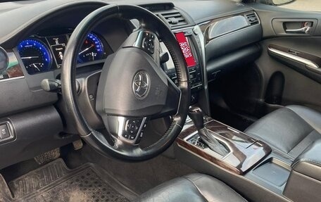 Toyota Camry, 2017 год, 1 800 000 рублей, 7 фотография