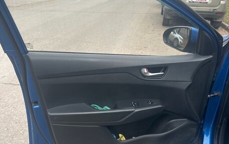 Hyundai Solaris II рестайлинг, 2017 год, 899 000 рублей, 4 фотография