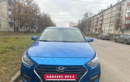 Hyundai Solaris II рестайлинг, 2017 год, 899 000 рублей, 10 фотография