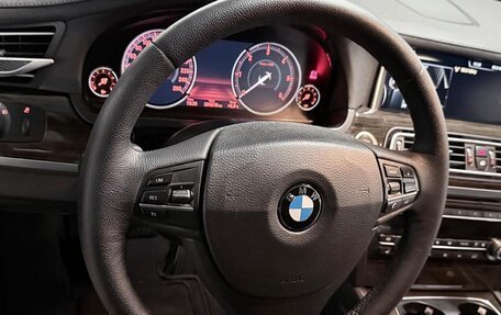 BMW 7 серия, 2015 год, 3 000 000 рублей, 10 фотография